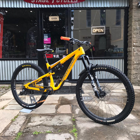 Nukeproof Reactor Elite Carbon 290 - Ex-Staff Bike (Medium)